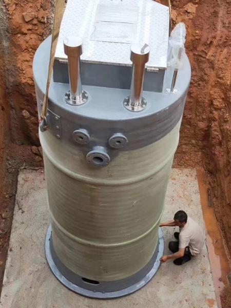 海北州峨眉山一体化提升泵安装